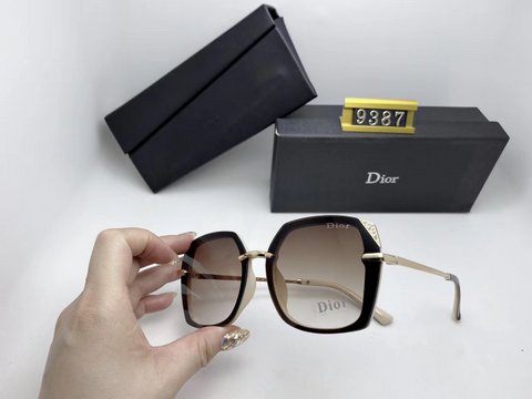 Dior Sunglasses-924